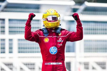 Villeneuve waarschuwt voor frictie na sprintzege Hamilton: 'Dat is vast niet goed voor de relatie'