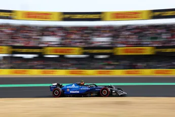 Albers uit felle kritiek op F1 na horen boete voor coureur: 'Ze zijn daar helemaal gek geworden'