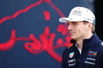Analisten vinden iets beangstigend goed aan Verstappen: 'Hij wordt niet vaak enthousiast'