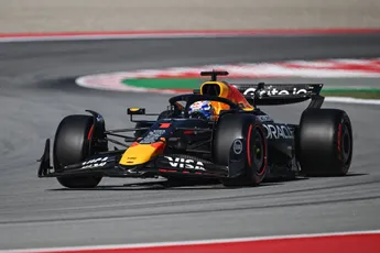 Red Bull hoopvol na regelwijziging, McLaren past vleugel wél aan: 'Kun je als toeschouwer niet zien'