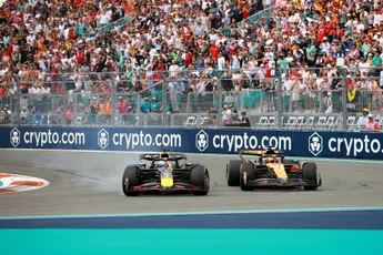 Hughes genoot van 'gedurfde aanvallen' McLaren: 'Verstappen heeft hem nooit gezien'