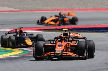 F2 en F3 in Spanje | F2: Verschoor met geniale acties naar de zege, houdt Dunne achter zich