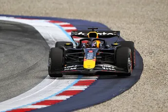 Verstappen slaakt een diepe zucht: 'Ik wist dat deze vraag zou komen'