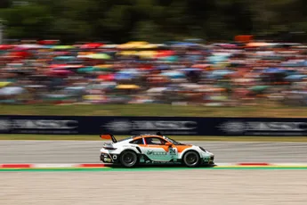 Haverkort voelt zich thuis in de Porsches: 'Dat is ook de charme van de Supercup'