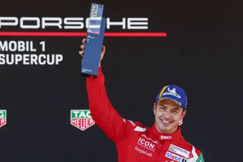 Schouten (24) imponeert in debuutseizoen Porsche Supercup: 'Ik wil laten zien dat ik hier thuishoor'