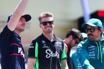 Verstappen feliciteerde Hülkenberg als eerste: 'Hij kwam direct naar me toe'
