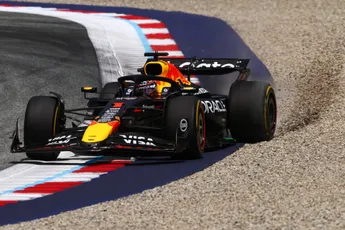 Long runs | Opvallende concurrent voor McLaren, Verstappen trekt rookgordijn op