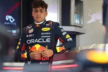Jarige Lindblad (18) kan Verstappens opvolger worden en complete Red Bull-line-up opschudden