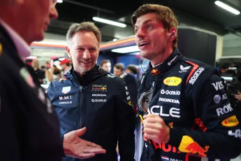 Horner moet even naar woorden zoeken bij prestatie van Verstappen: 'Wat een ronde!'