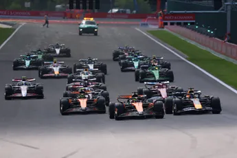 Tussenrapport F1 |  'Een soort rijderssaga gehad à la Red Bull Racing'