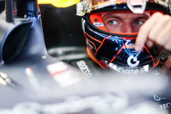 Verstappen in zijn nopjes met aanpassingen: 'Kun je wel vier of vijf seconden mee winnen'
