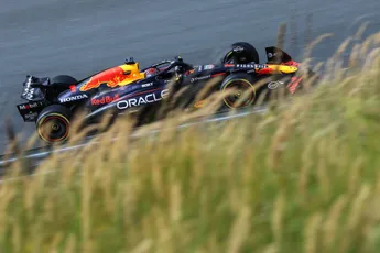 F1TV-analist trekt vergelijking met andere meervoudig kampioen na opmerkelijk moment Verstappen