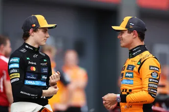 WK-stand | Norris vergroot de druk op Piastri, Verstappen op immense achterstand