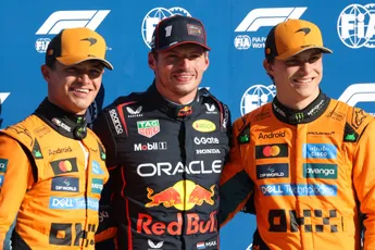Piastri ziet Verstappen verschijnen als het spannend wordt: 'Ik vind het niet zo verwonderlijk'