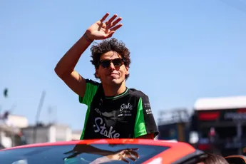 Tv-zender biedt excuses aan Bortoleto en familie na 'onaanvaardbaar' commentaar van oud-F1-teambaas