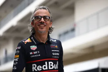 Mekies steekt loftrompet voor polesitter: 'Hij heeft zeker geweldig werk geleverd'