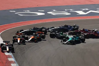 McLaren-coureurs schuiven de schuld van zich af: 'Coureurs achter mij reden ondoordacht'