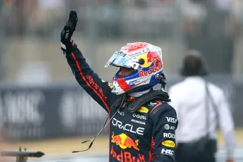 Verstappen klaar met vragen over titelkansen: 'Kan niet in de toekomst kijken'