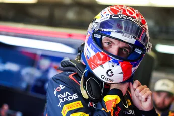 Verstappen grijpt poleposition en krijgt kans om in te lopen op McLaren