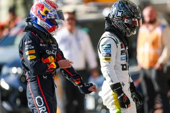 WK-stand | Verstappen slaat dubbelslag in Texas, Piastri biedt hoop op titel, Red Bull ook kansrijk