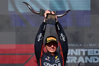Verstappen on the Hunt: Red Bull-coureur bezig met grootste comeback ooit