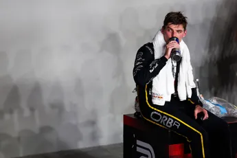Verstappen zet streep door wereldtitel: 'Dat heb ik niet gedaan'