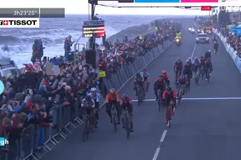 Kamp wint door regen en wind geteisterde derde etappe van Tour de Yorkshire