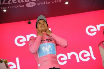 Etappe 19 Giro d'Italia | Carapaz: 'Verwachten morgen alles en zijn er klaar voor'