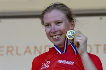 Onverslaanbare Wiebes slaat weer toe na sprint in etappe 2 Boels Ladies Tour