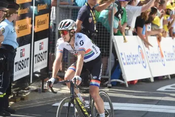 [Update] Impey laconiek na afwijken van lijn: 'Valpartijen horen bij de sport'