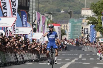 🎥 Soudal Quick-Step neemt in video met zijn mooiste momenten afscheid van Remco Evenepoel: 'Eens een wolf, altijd een wolf'