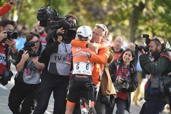 Journalist Wagendorp wil een nieuwe Netflix-serie met Van Vleuten in het mannenwielrennen