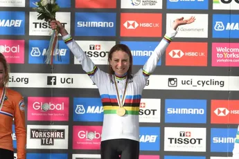 Van Vleuten wint de tweede editie van de Clasica Femenina Navarra in Spanje