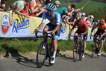 Van Asbroeck wint millimetersprint in Binche-Chimay-Binche, Van Emden derde