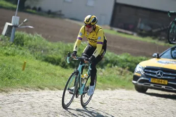 Albert alarmeert Van Aert: 'Wout gaat daar ook niet aan ontsnappen'