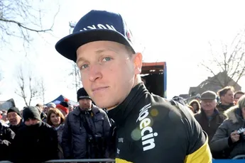 Merlier snelste in natte Brussels Cycling Classic, renners vallen na finish