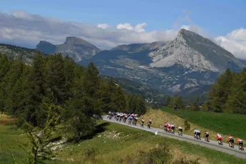 Parcours Tour de France 2022: Kasseien, comeback Alpe d'Huez en twee tijdritten