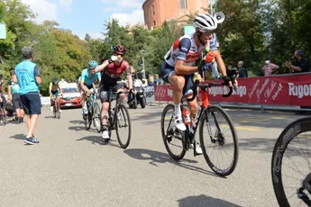 UCI: 'Tijdstraffen nodig om afvaldumping tijdens wedstrijden tegen te gaan'