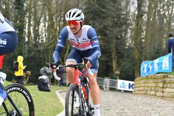 Theuns klopt Kooij in slotetappe Hongarije, eindzege gaat naar Howson