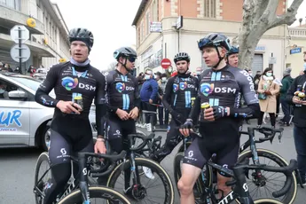 DSM-talent Stork breekt knieschijf en meerdere ribben bij harde klapper in UAE