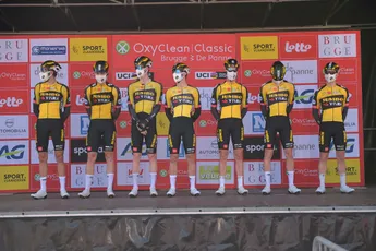 Jumbo-Visma: Van Dijke en Hessmann in 2022 naar WorldTour, in 2023 volledige overstap