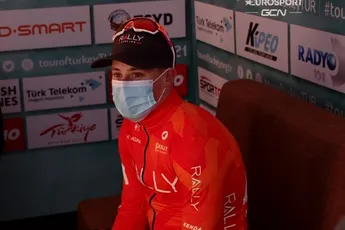 Indrukwekkende Arvid de Kleijn sprint naar mooie zege in La Route Adélie de Vitré