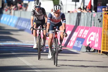 Brambilla ziedend op medevluchter Bennett: 'Vraag hem hoe je moet racen'