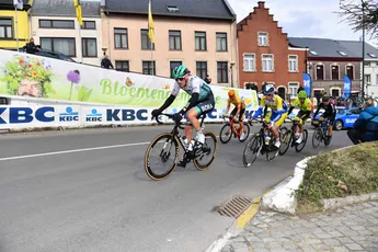 Jordi Meeus sprint naar de overwinning in etappe 2 Ronde van Hongarije