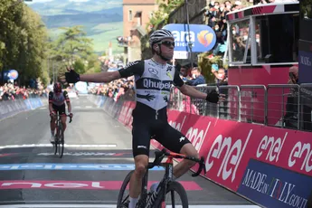 Quick Step-Alpha Vinyl pikt Schmid op bij noodlijdend Qhubeka-NextHash