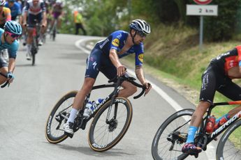 Cattaneo sluipt top tien binnen, maar moet etappe aan Mollema laten: 'Hij was niet te stoppen'