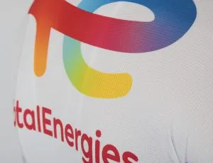 Ploeg-Terpstra verandert naam in TotalEnergies en krijgt nieuw flitsend tenue