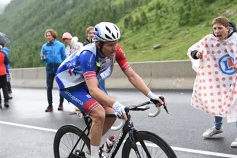 Démare uit de Tour na missen tijdslimiet: 'In deze race is het pompen of verzuipen'