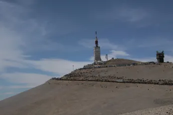 Guerreiro imponeert met klimtijd op Ventoux; sneller dan Contador, Schleck en Froome