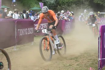 Mathieu van der Poel rijdt in Schotland voor eerste keer wedstrijd met MTB-snufje dropper post